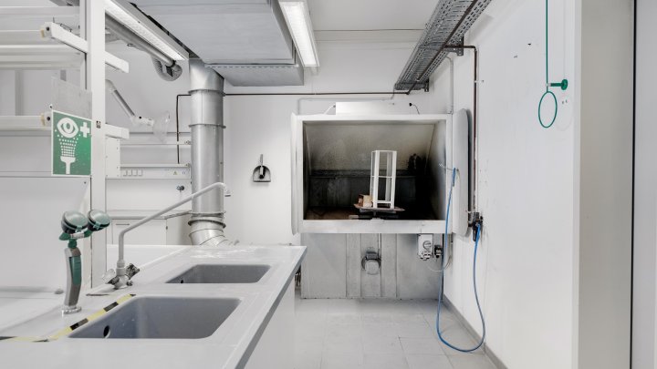 Modernisierte Büro- und Laborflächen in Denkmalimmobilie zu vermieten