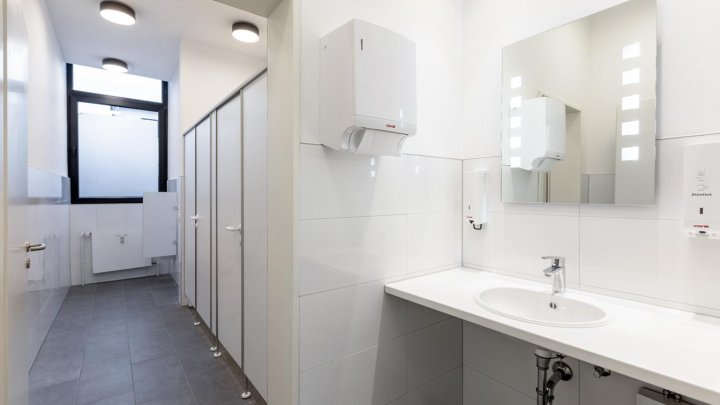 Modernisierte Büro- und Laborflächen in Denkmalimmobilie zu vermieten