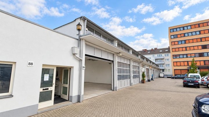 Flexible Gewerbeflächen für Büro, Loft, Showroom & Praxis