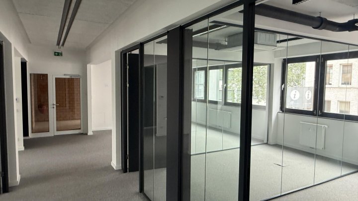 Flexible Gewerbeflächen für Büro, Loft, Showroom & Praxis