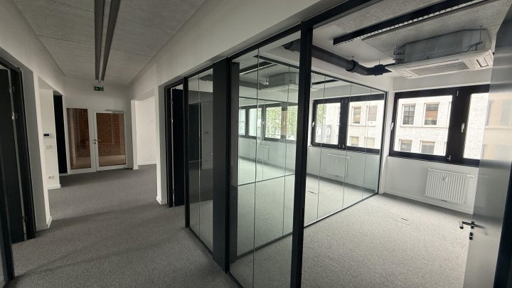 Flexible Gewerbeflächen für Büro, Loft, Showroom & Praxis