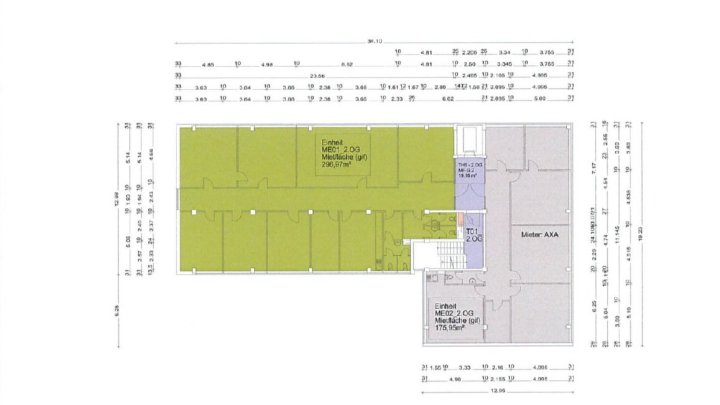 Büroflächen hinter attraktiver Spiegelfassade