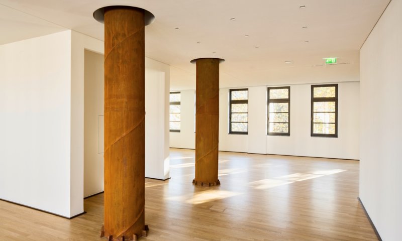 Hohe Decken, Neuwertig & Einzigartig.. EXKLUSIVITÄT wird hier großgeschrieben