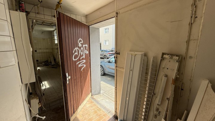 Ladenlokal auf der Brühler Straße – ehem. Metzgerei, ideal für Imbiss oder andere Konzepte
