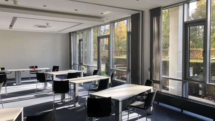 Moderne Bürofläche in prominenter und grüner Lage