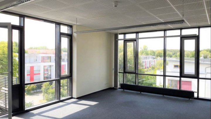 Moderne Bürofläche in prominenter und grüner Lage