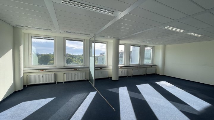 Effiziente Büroflächen mit Domblick im 