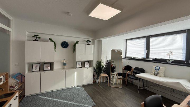 Kleines attraktives Büro im Herzen von Rodenkirchen