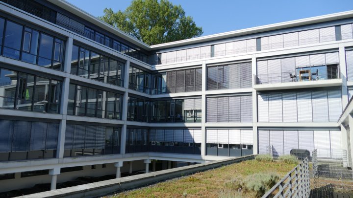 Modernes Bürogebäude in repräsentativer Lage in Köln-Junkersdorf