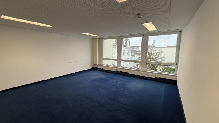 Büroflächen im prominenten Gebäude mitten im Herzen von Köln