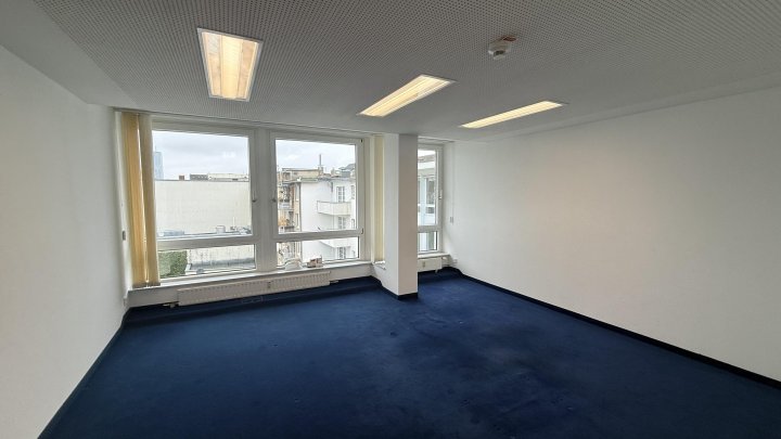 Büroflächen im prominenten Gebäude mitten im Herzen von Köln