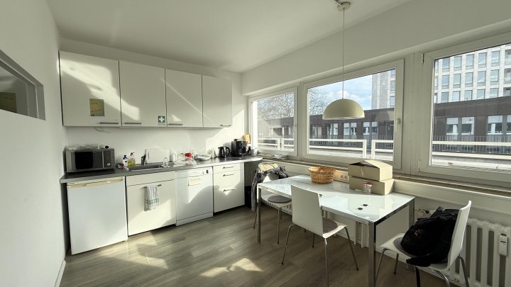 Im Alleinauftrag! Büro mit Terrasse vis a vis zum Gerling Quartier