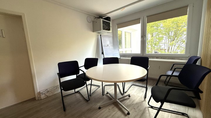 Attraktives Büro auf der Einkaufsstraße in Brühl