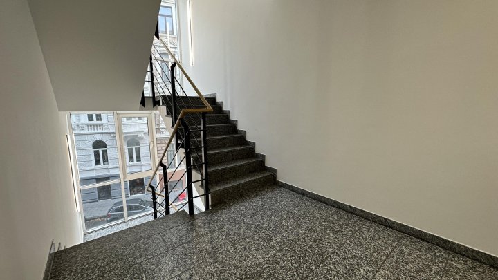 Mitten im Veedel!!! Schicke Büros mit großen Terrassenflächen