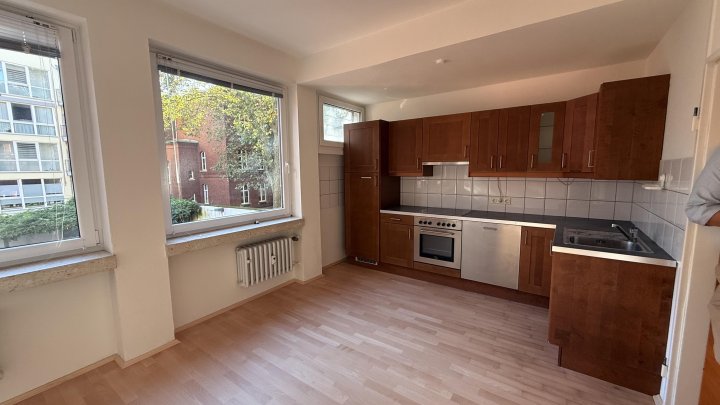 Ausgefallenes Maisonette-Büro in der Südstadt