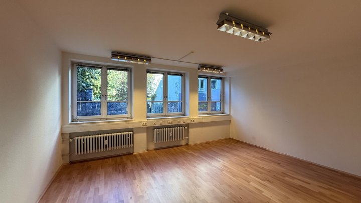 Ausgefallenes Maisonette-Büro in der Südstadt