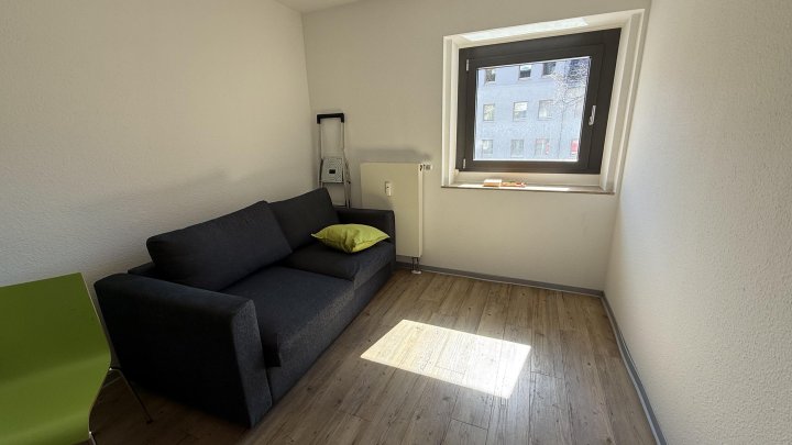 Kleines attraktives Büro im Herzen von Rodenkirchen