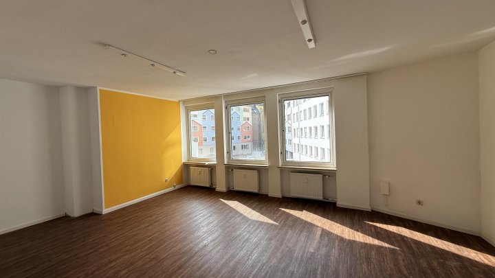 werbewirksame Mietfläche im Geschäfts- und Ärztehaus am Ebertplatz