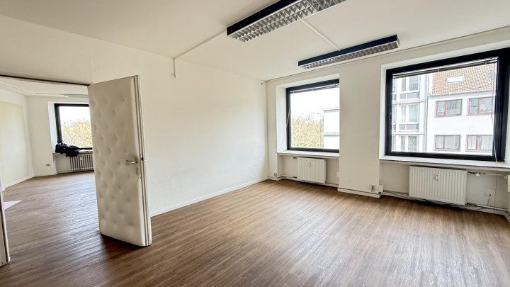 werbewirksame Mietfläche im Geschäfts- und Ärztehaus am Ebertplatz
