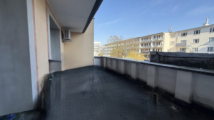 Saniertes Büro am Zülpicher Platz