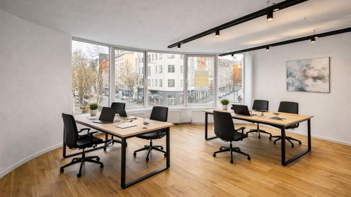 Büro mitten im Belgischen Viertel!!!