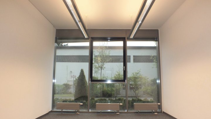 Büro am Rhein in repräsentativer Lage