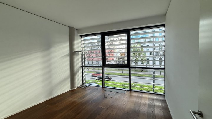 Moderne Büroflächen am Rheinauhafen