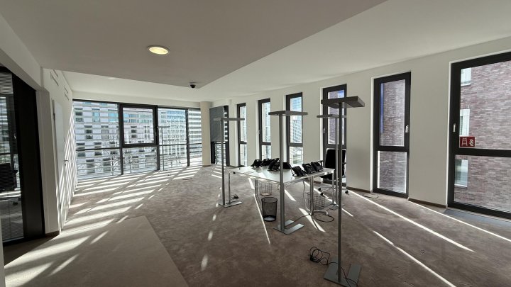 Moderne Büroflächen am Rheinauhafen