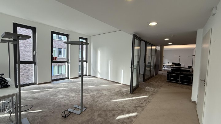 Moderne Büroflächen am Rheinauhafen
