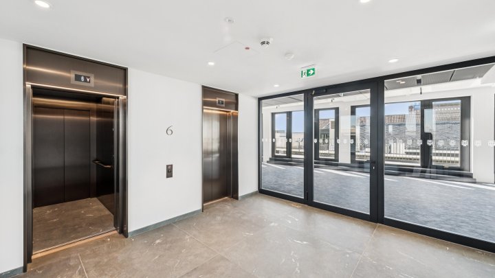 Smaragd – Moderne Architektur und exklusive Arbeitswelten im Kölner Bankenviertel