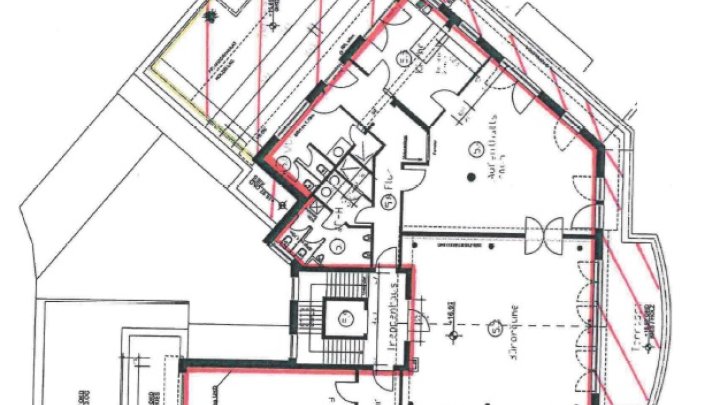 **Moderne Büroflächen im repräsentativen Bürohaus – Arbeiten im Herzen des Belgischen Viertels**