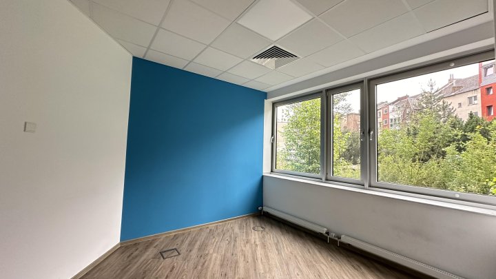 Klimatisiert und hochwertig! Ihr neues Büro am Barabarossaplatz