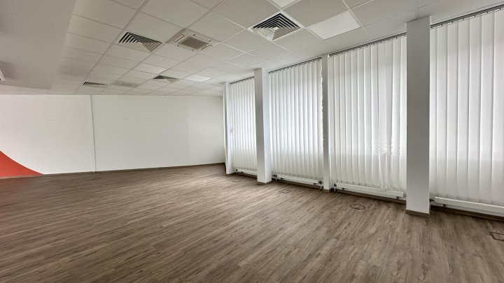 Klimatisiert und hochwertig! Ihr neues Büro am Barabarossaplatz