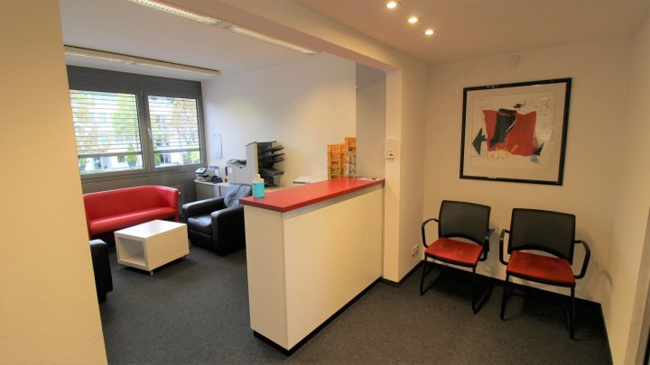 Schickes Büro mit Terrasse im Kölner Westen