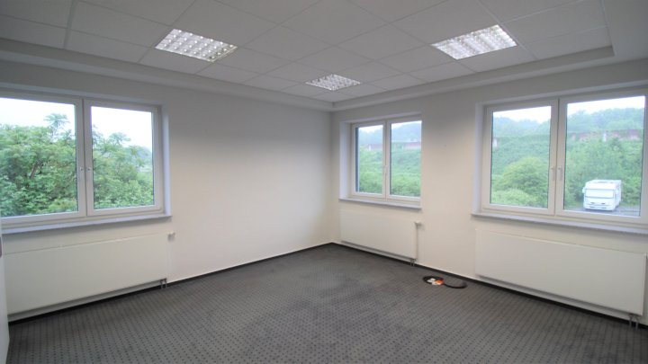 EXKLUSIV Büro mit Blick ins Grüne in Köln-Junkersdorf